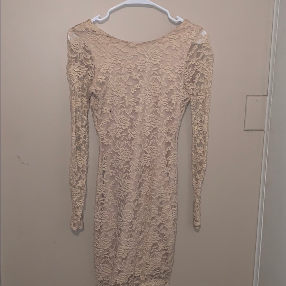 Lovely mini dress!